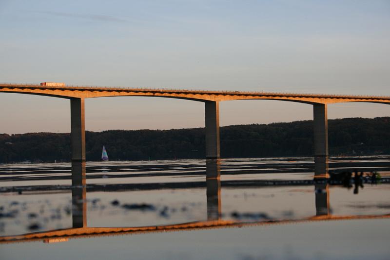 Vejle fiord bridge.jpg - Vejle fjord broen ved solnedgang. Vejle fiord bridge at sunset